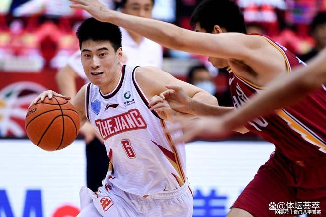 爱游戏官网下载-包含里程碑夜！浙江稠州临场应变，意甲加时末段刷纪录，更衣室稳定，赛程密集仍需轮换的词条