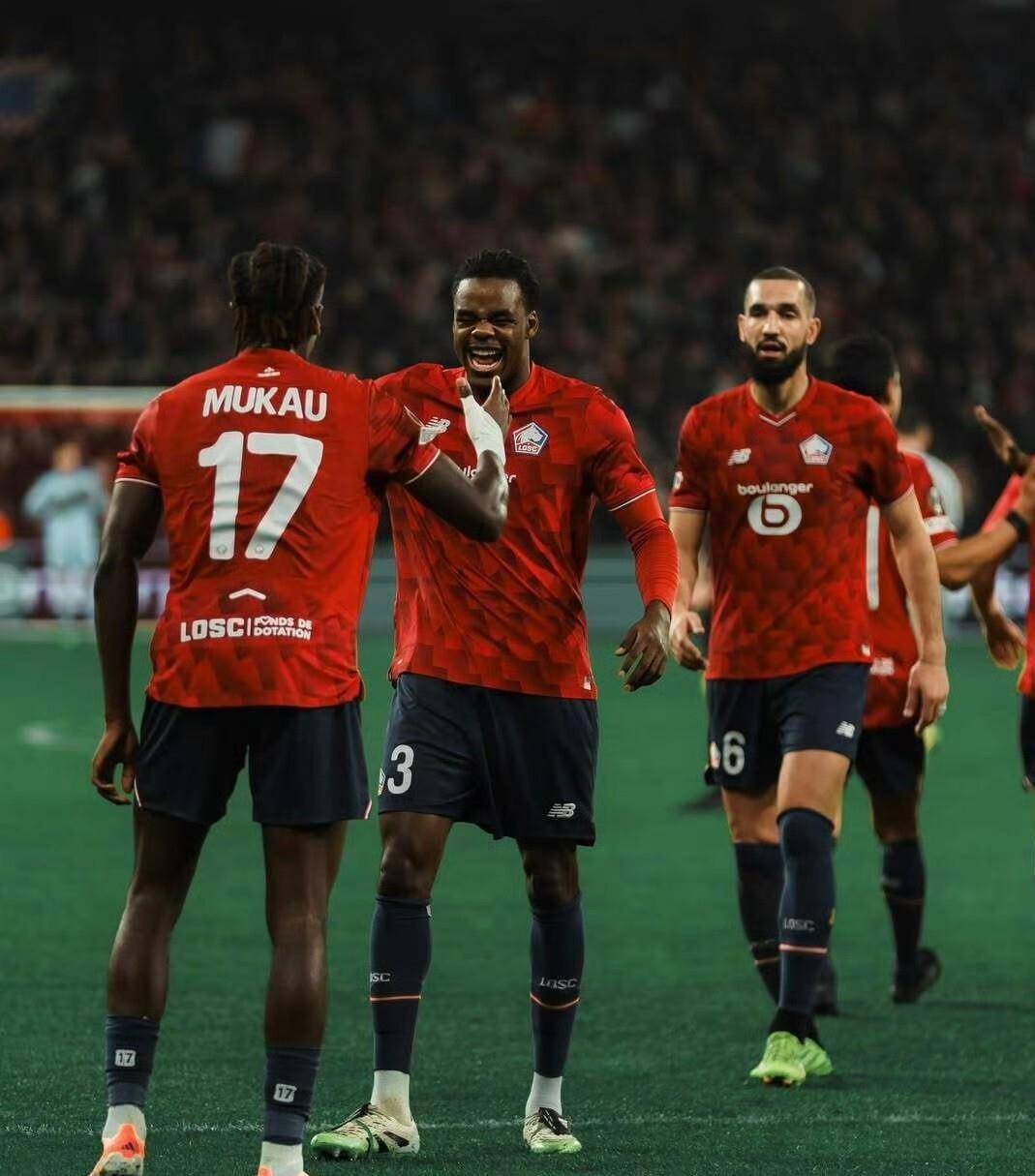 爱游戏官网下载-纽卡斯尔训练开放日，今晚队长鼓劲引欢呼，法甲在即，年轻球员得到机会的简单介绍